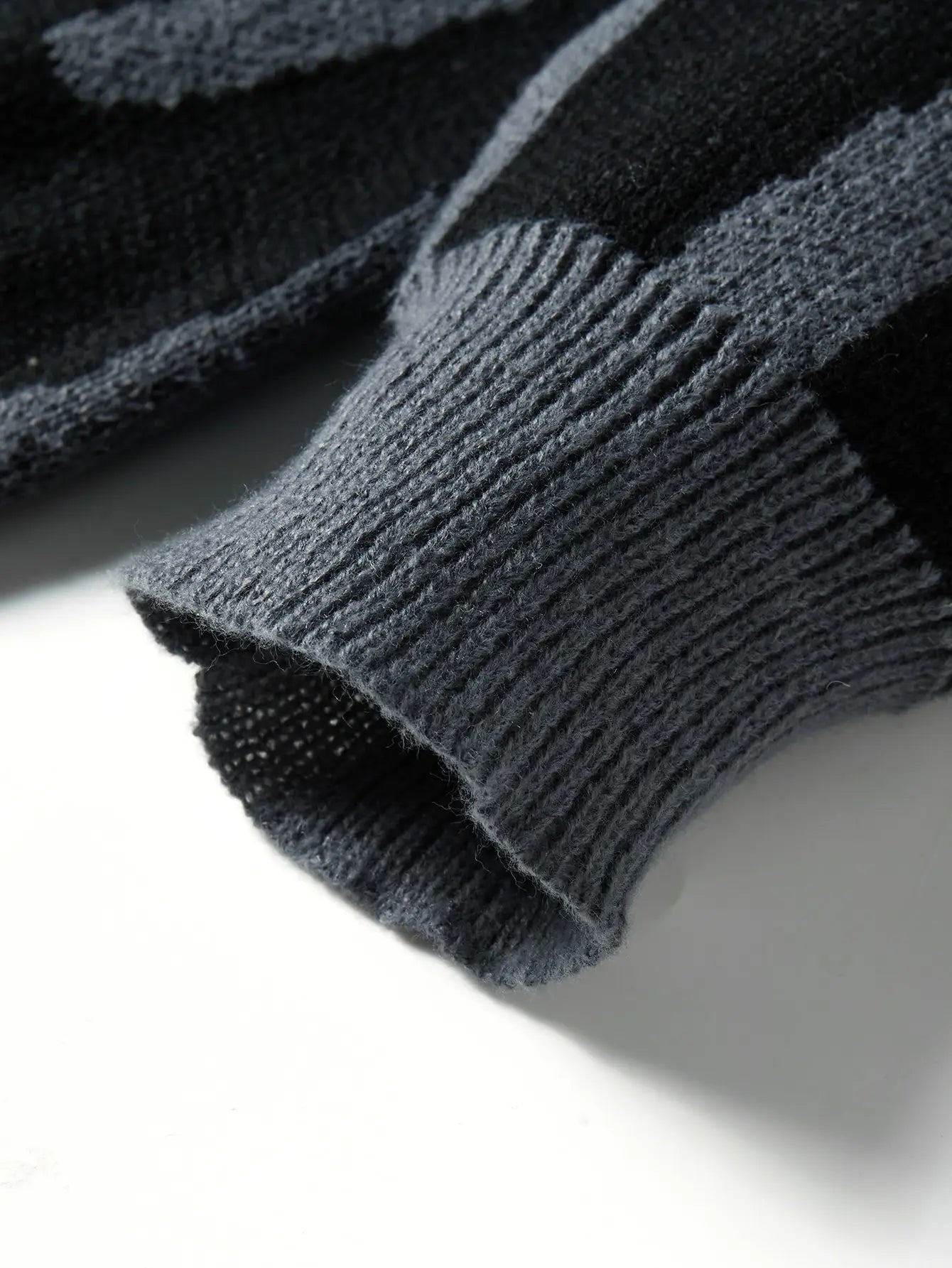 Contrast Jacquard Knit Pullover